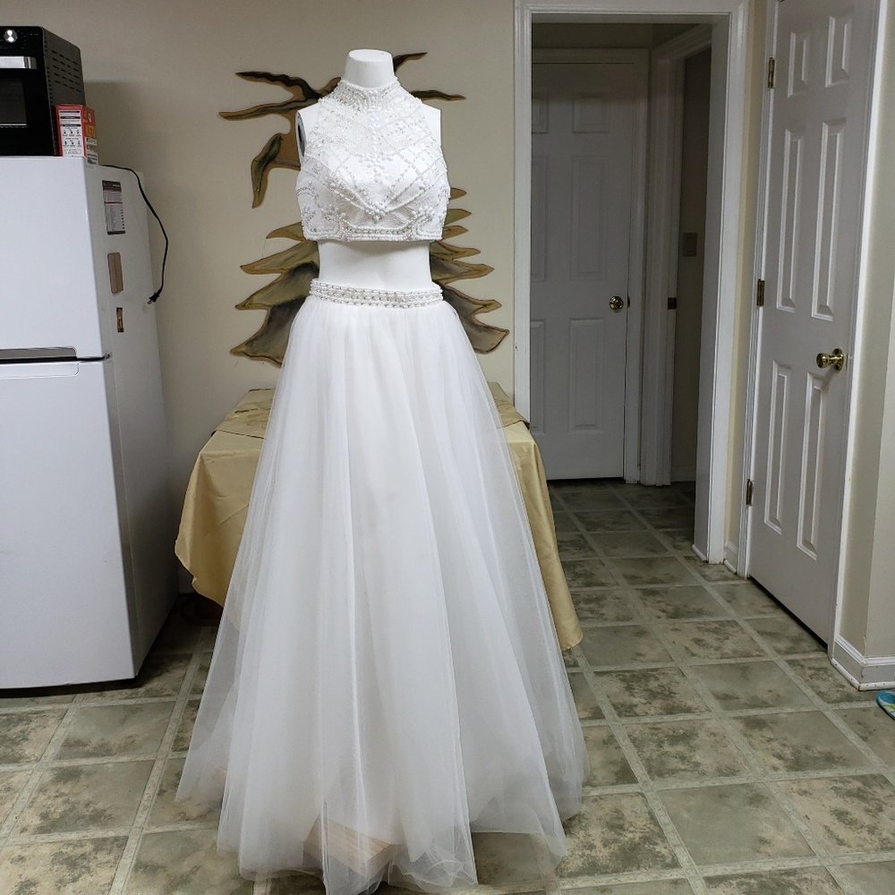 Two-piece Prom Dress lace design on bodice White